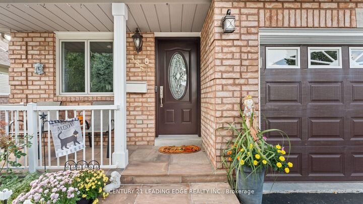 Property Photo: 385 Compton Crescent ON L1G 8C7