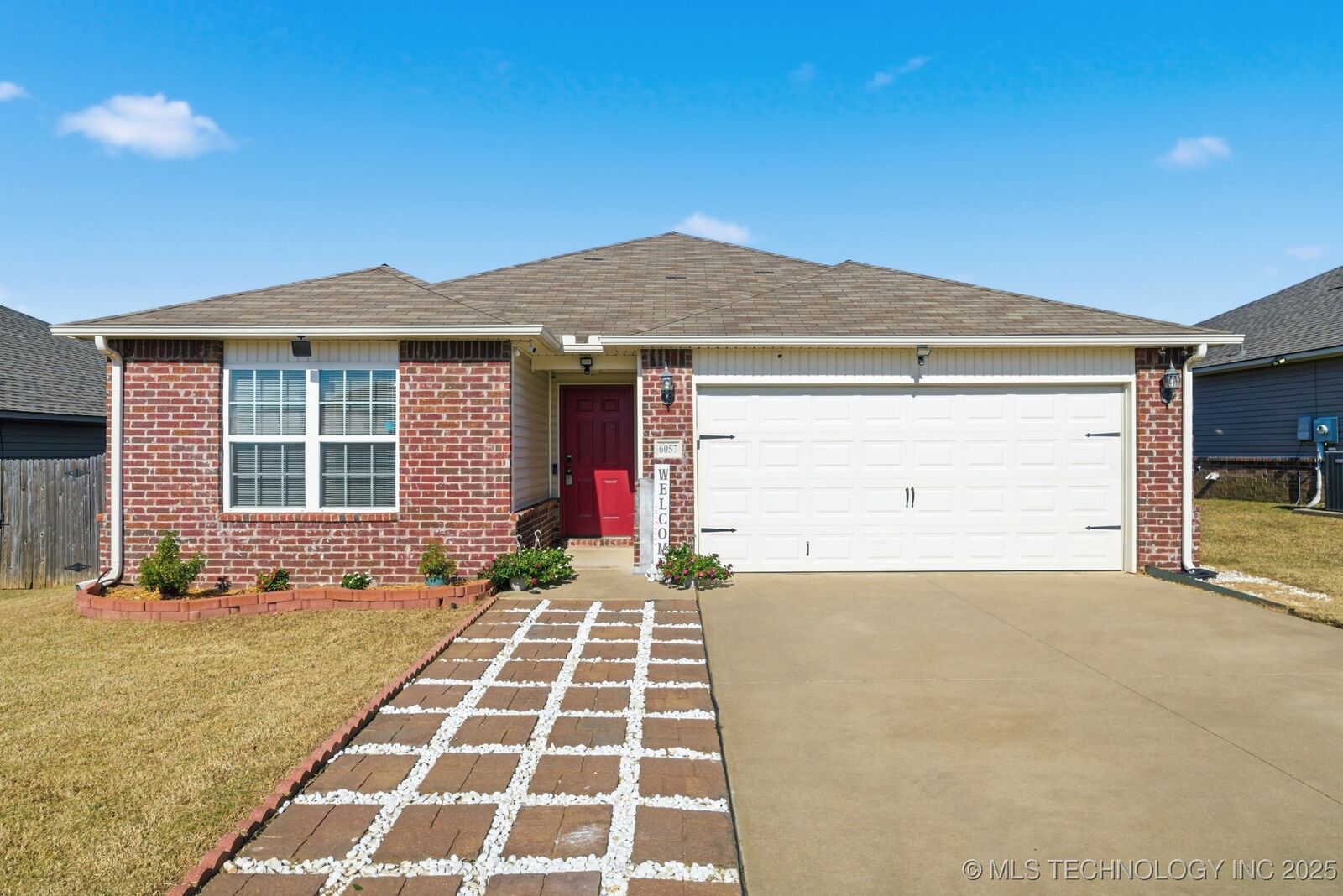 Property Photo:  6057 E 147th Street S  OK 74008 