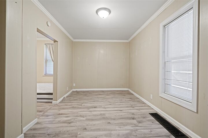 Property Photo: 246 Colfax St PA 15144