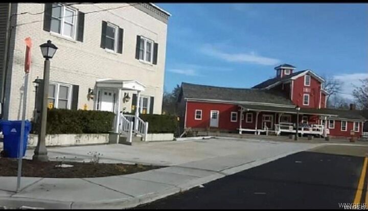 42 E Spring Street A2  Amherst NY 14221 photo