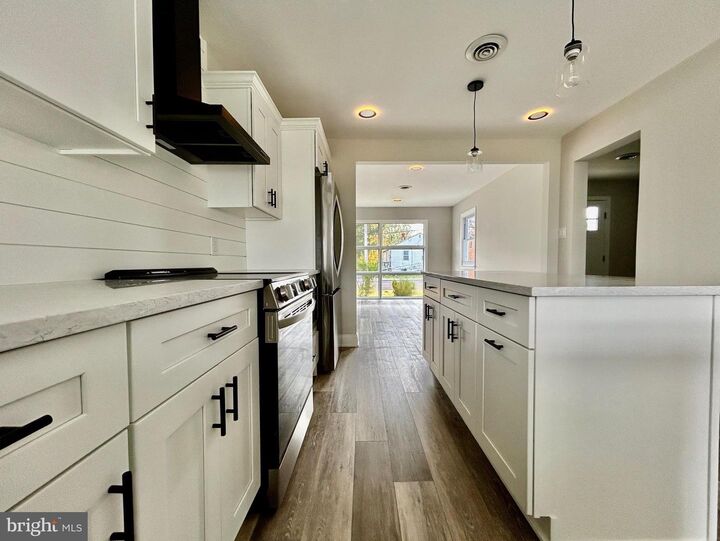 Property Photo: 941 W Mill Street PA 18951