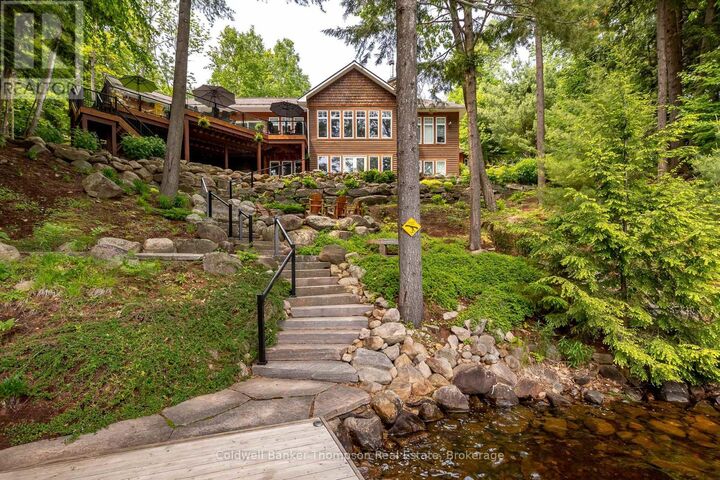 Property Photo:  707 Evergreen Trail  ON P1H 2L5 