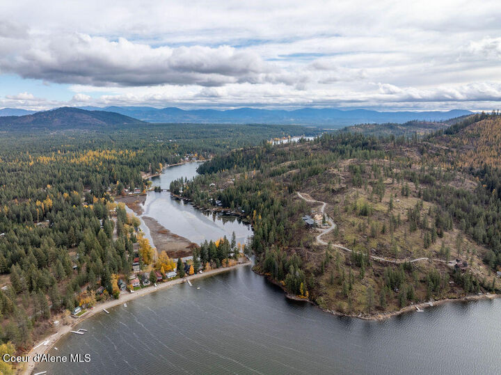 Property Photo: 8171 W Osprey Ridge Rd ID 83858