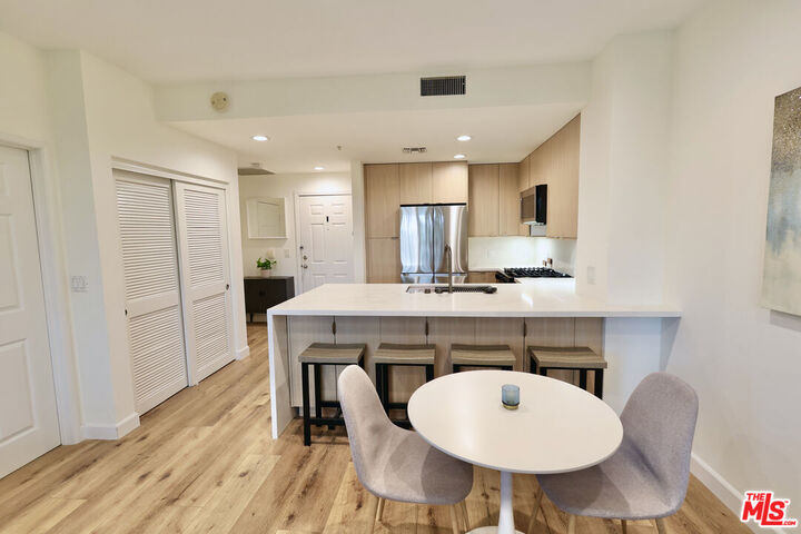 Property Photo:  13200 Pacific Promenade  CA 90094 