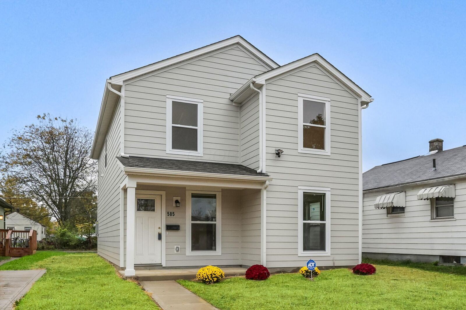 Property Photo:  585 Athens Avenue  OH 43204 