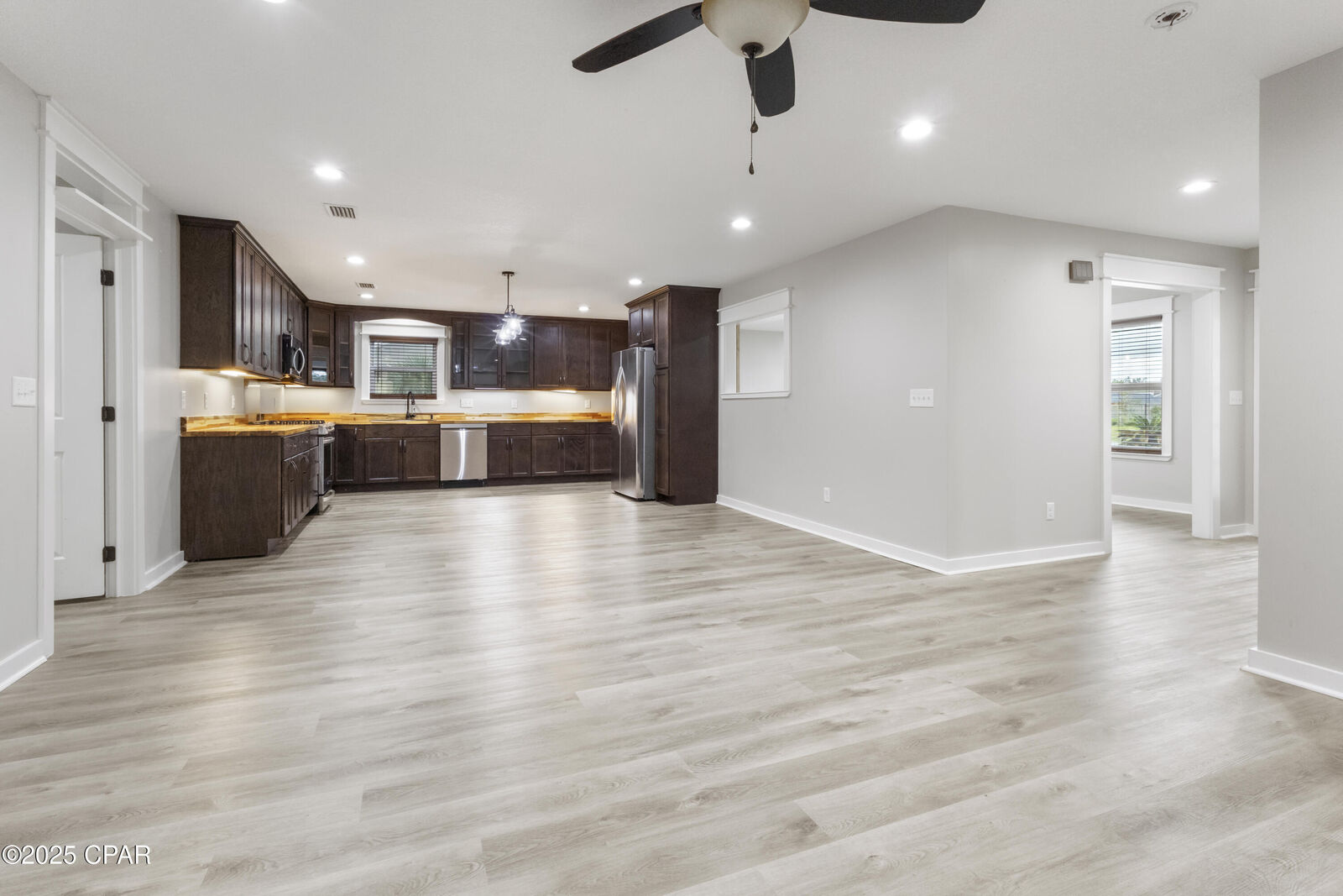 Property Photo: 248 Sukoshi Drive FL 32404