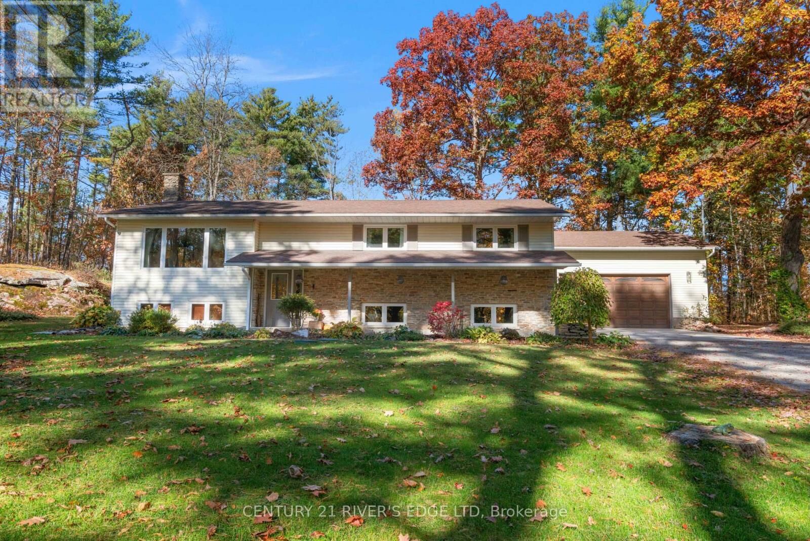 Property Photo:  386 Old River Road  ON K0E 1R0