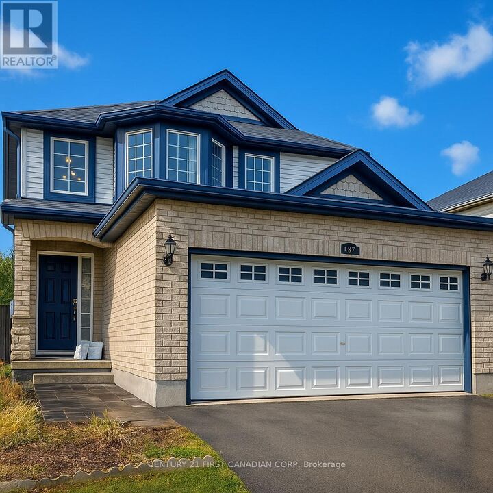 Property Photo:  861 Oakcrossing Road  ON N6H 0A4 