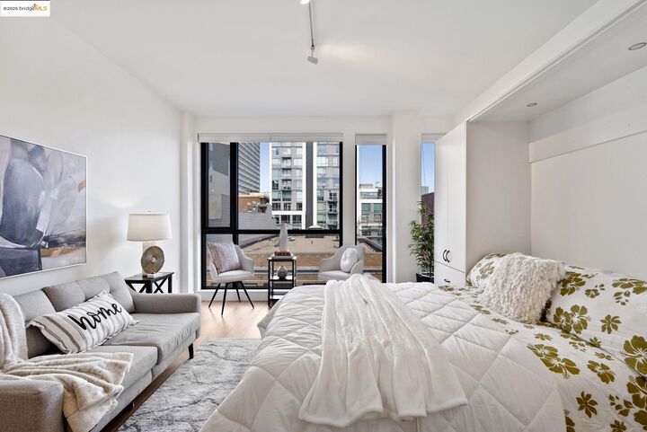 Property Photo:  1433 Bush Street 502  CA 94109