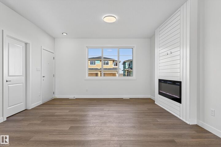 Property Photo:  118 Pierwyck Loop  AB T7X 4G2 