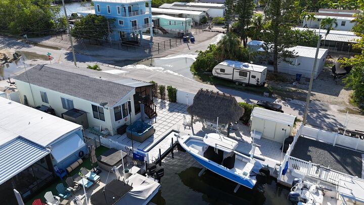 Property Photo: 723 Boyd Drive FL 33037