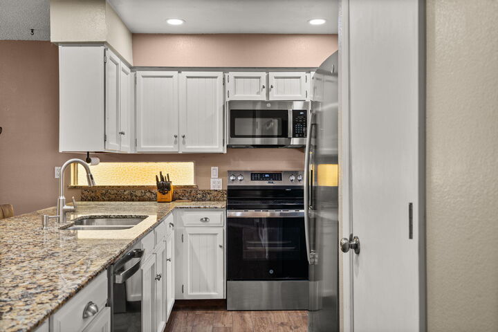 Property Photo:  12712 Tomlinson Drive SE  NM 87123 