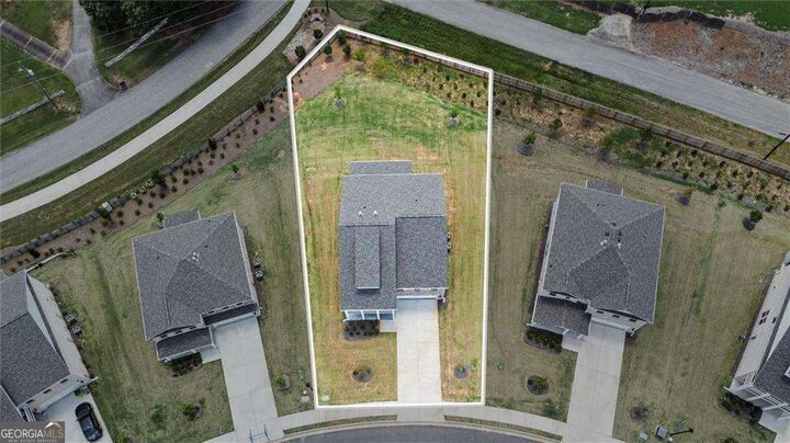 Property Photo: 213 Chiswick Loop GA 30281