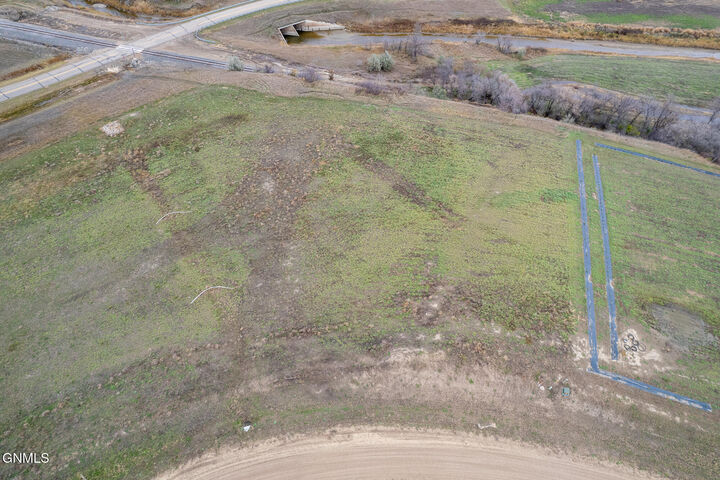 3512 Honey Loop  Mandan ND 58554 photo