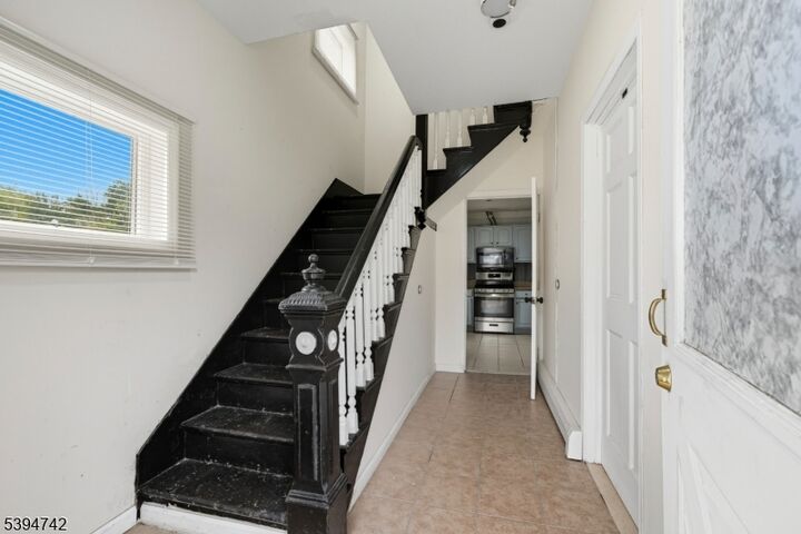 Property Photo: 212 Rt23 NJ 07419