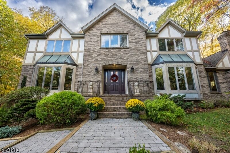 Property Photo:  2 Denise Dr  NJ 07405 