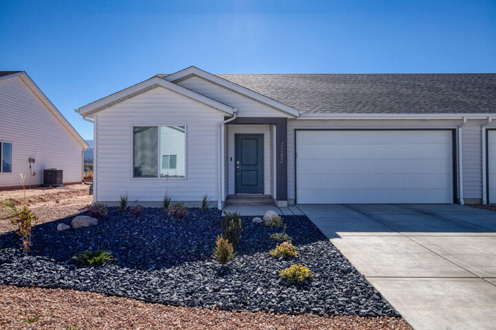 3293 W Indigo St  Cedar City UT 84721 photo