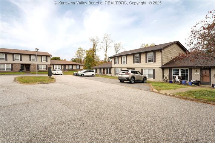 Property Photo:  303 Saddlehorn Road  WV 25314