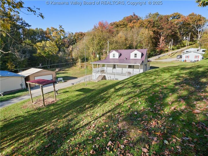 Property Photo:  808 Stover Road  WV 25064