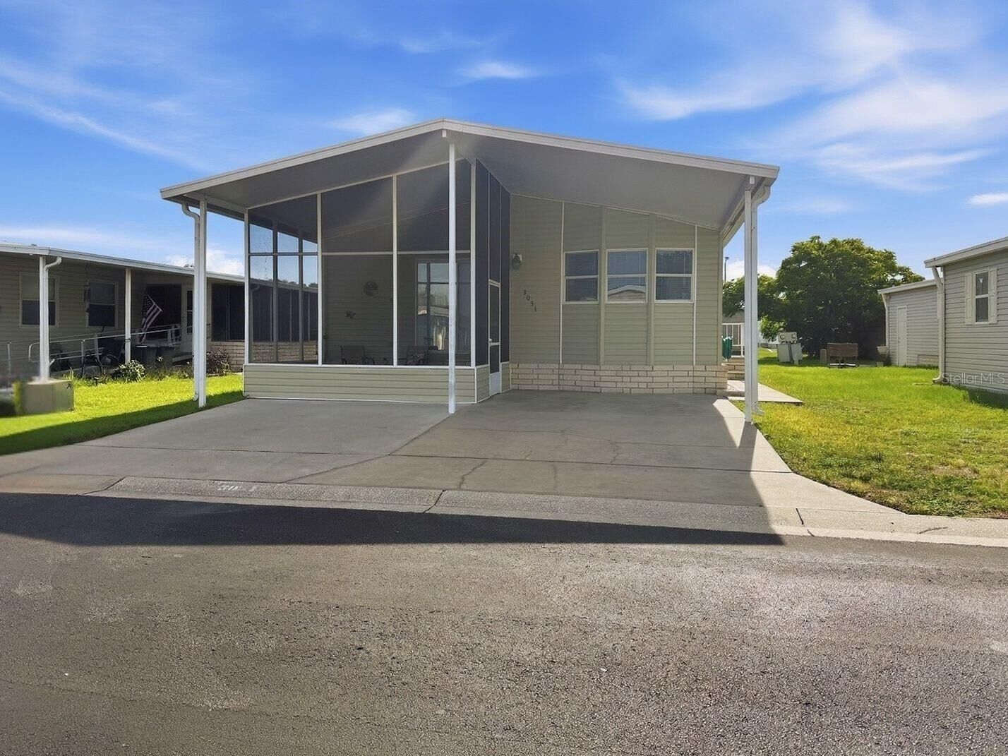 Property Photo:  3031 Moss Hill Street  FL 33543 