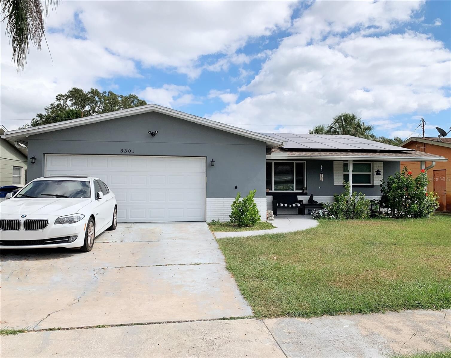 Property Photo: 3301 39th Street N FL 33713