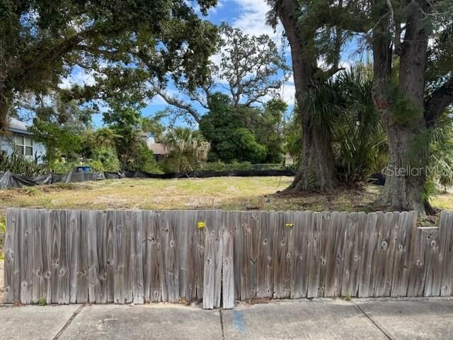 Property Photo: 2108 21st Street S FL 33712