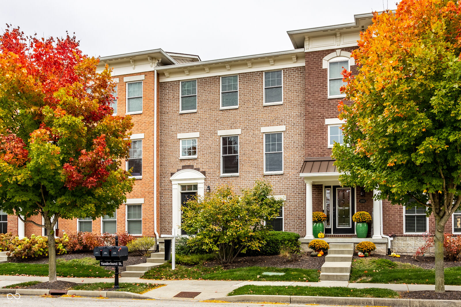 Property Photo:  12711 Vanderhorst Street  IN 46032