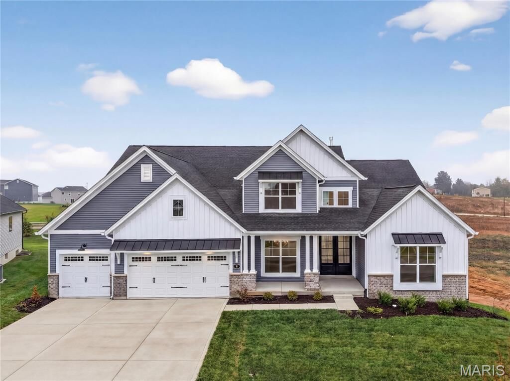 Property Photo: 8 Country House Court MO 63385