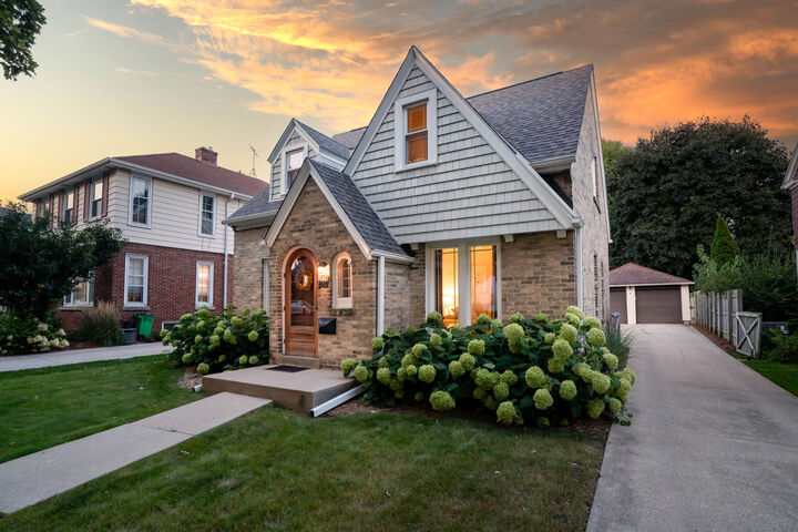 Property Photo: 2938 N 70th St WI 53210