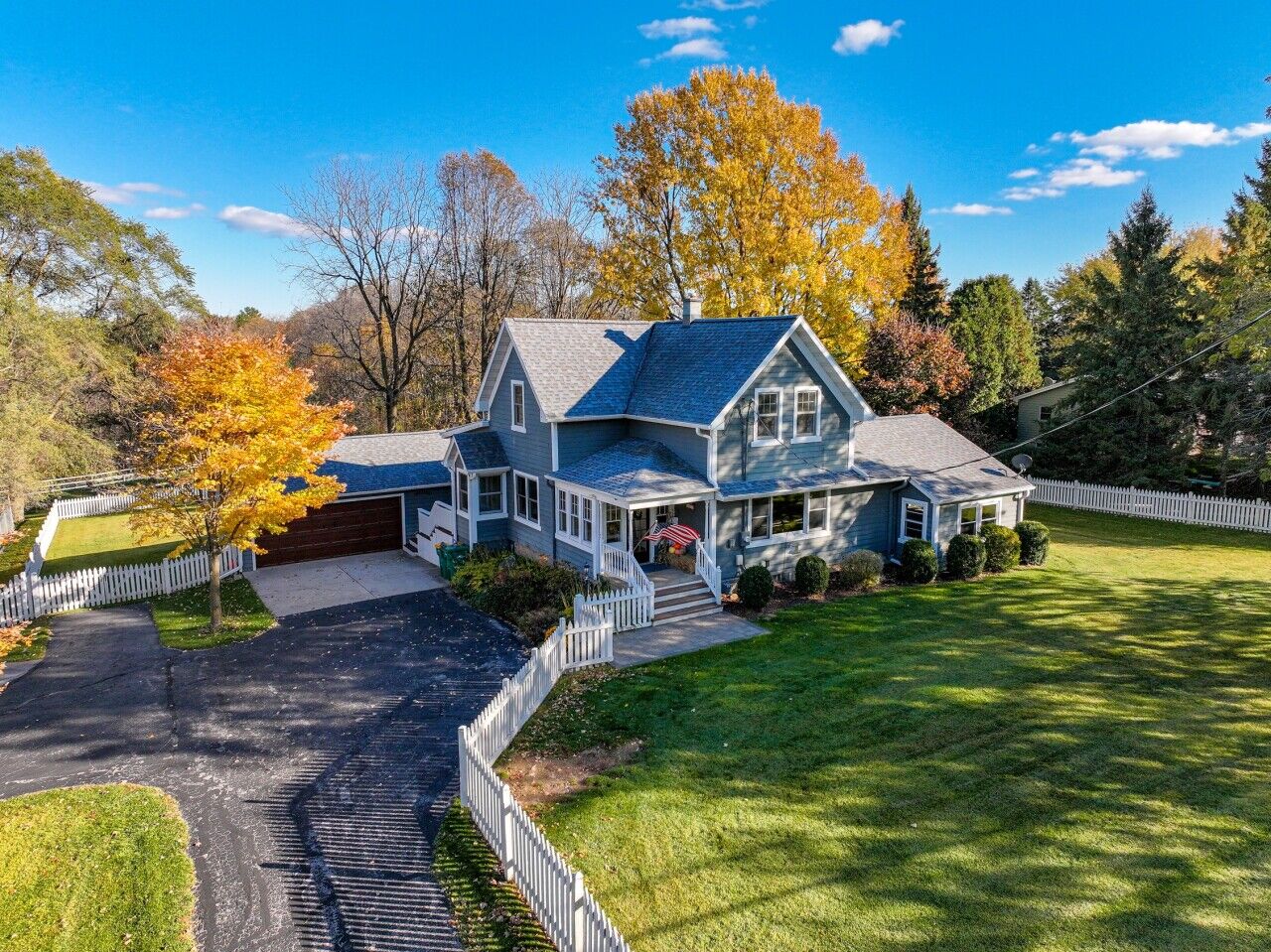 Property Photo: 3204 Division Rd WI 53037