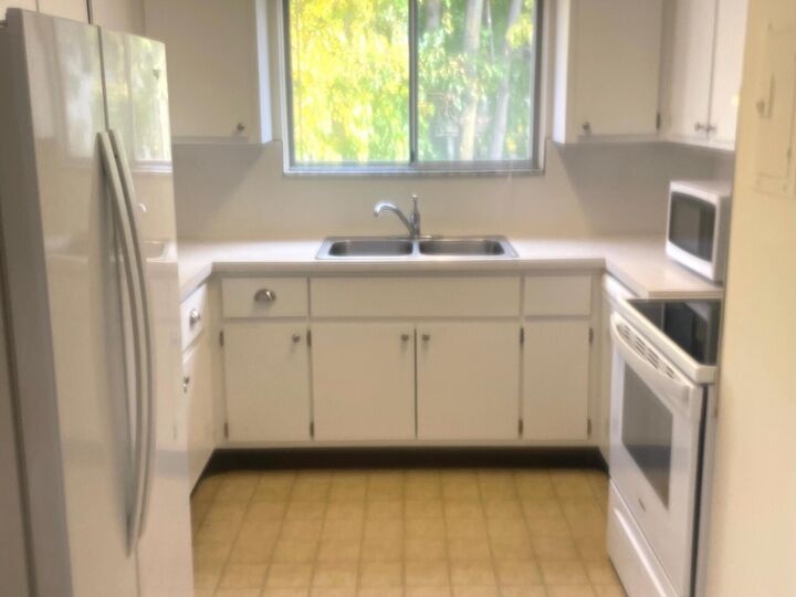 Property Photo:  1400 Morton Avenue  MI 48104 