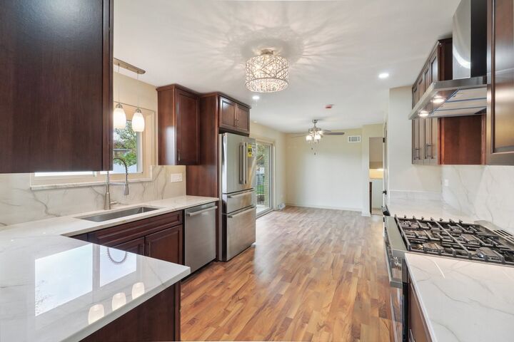 Property Photo:  6709 W Menominee Parkway  IL 60463