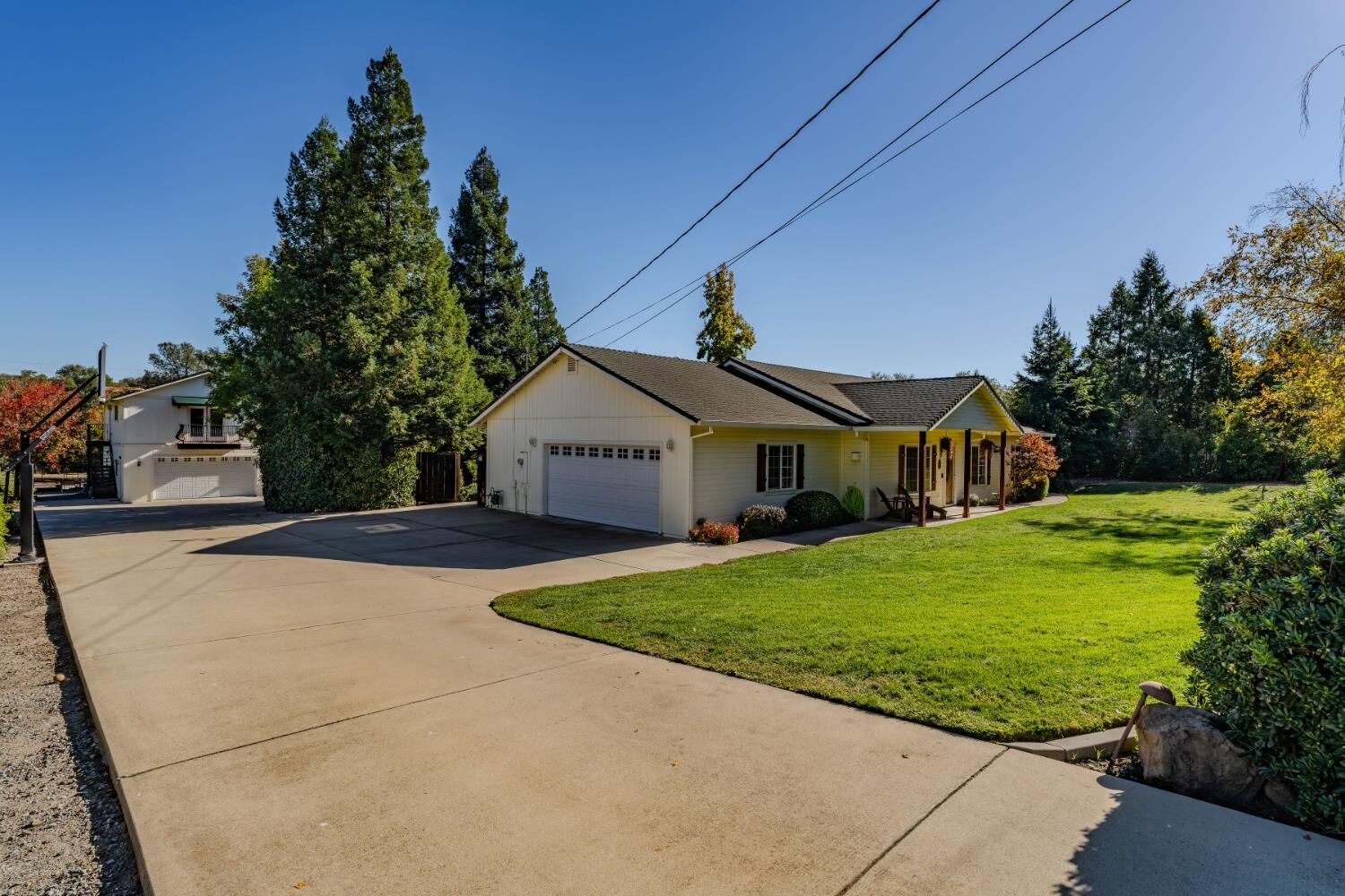 Property Photo: 2899 Butler Lane CA 95252