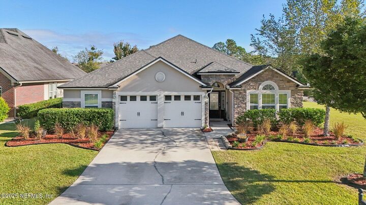 Property Photo:  1964 Colonial Drive  FL 32043