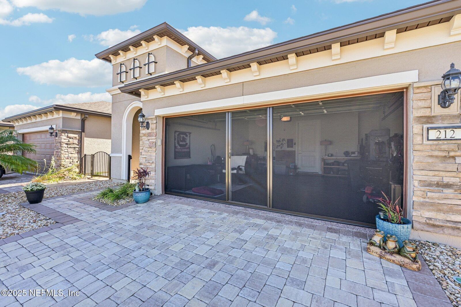 Property Photo:  212 Rock Spg Lp  FL 32095 