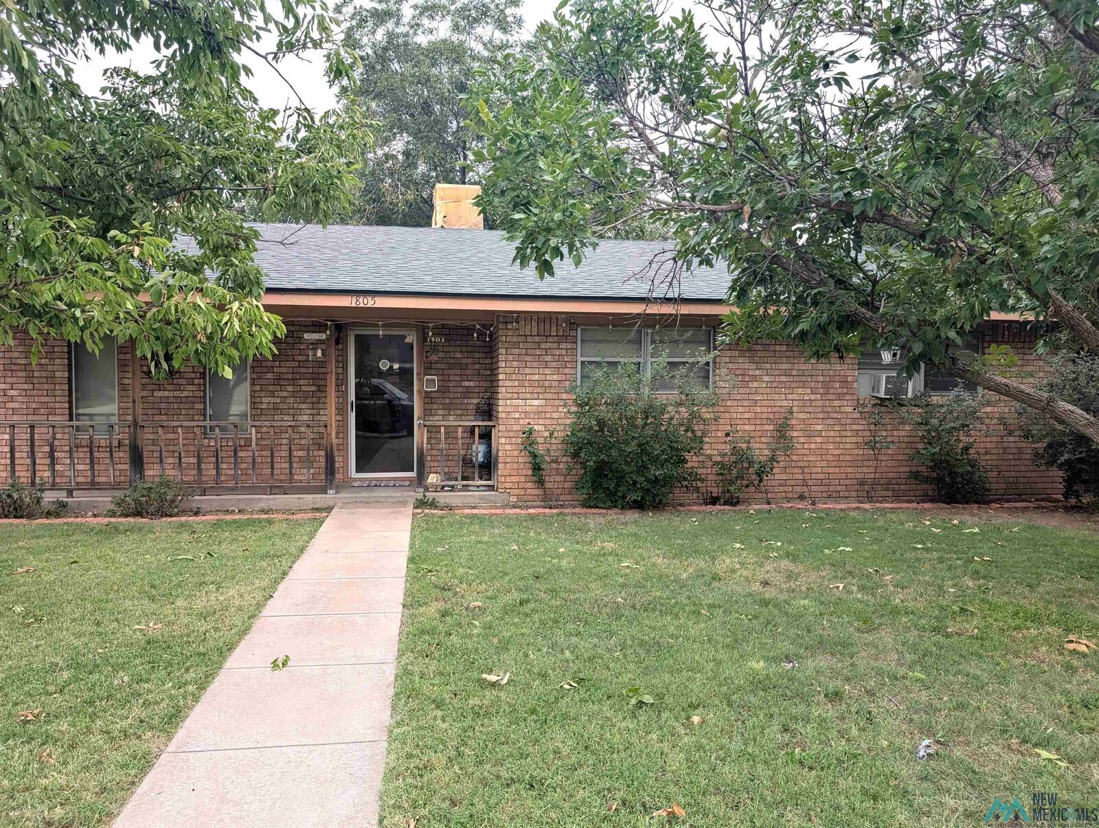 Property Photo:  1805 S Main Place  NM 88130 