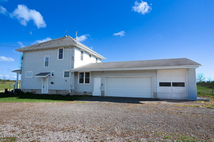 Property Photo: 15664 County Rd K OH 43543