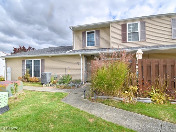 6864 Beacon Drive C  Mentor OH 44060 photo