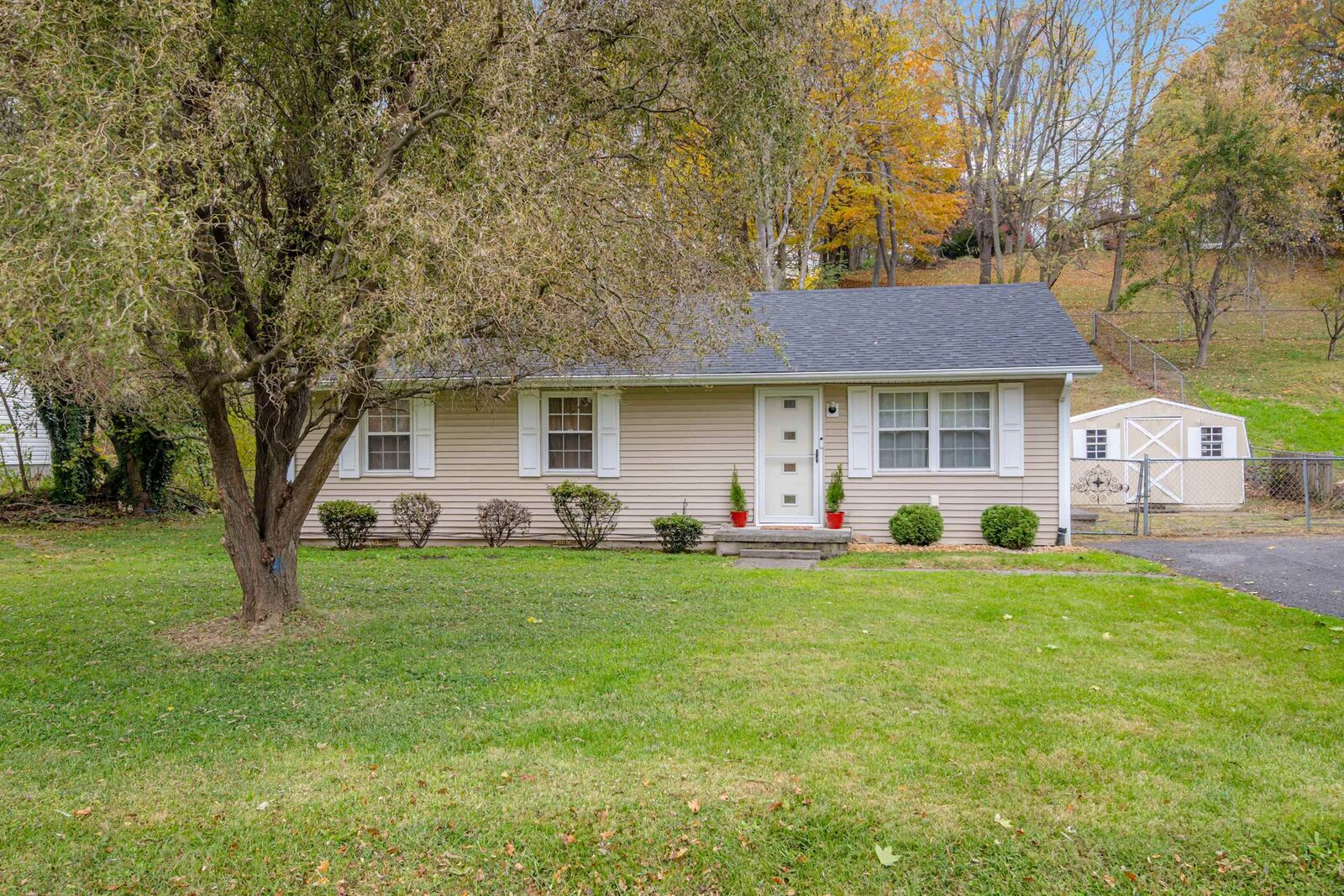 Property Photo:  460 Chrisman Street  VA 24073