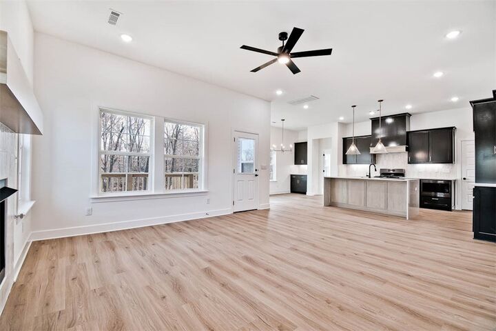 Property Photo: 22 S Kirby Drive AR 72714