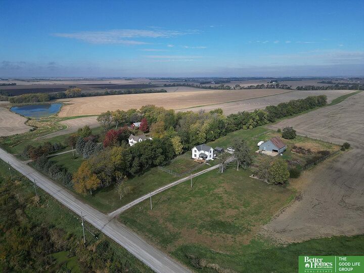 Property Photo:  5501 H Road  NE 68410