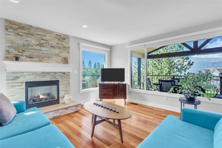 Property Photo: 16621 Maki Road BC V4V 1C2