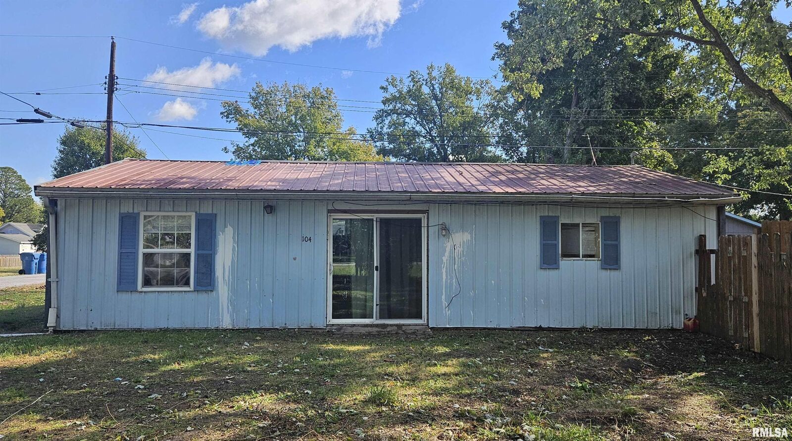 Property Photo:  104 S Park Street  IL 62949 