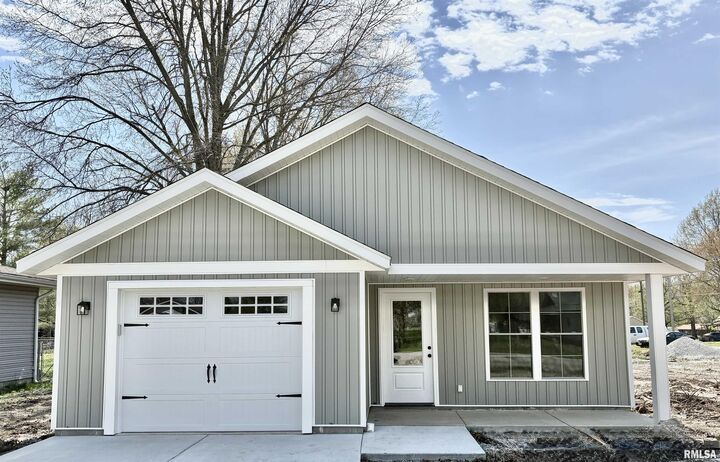 209 Madison Street  Cambria IL 62915 photo