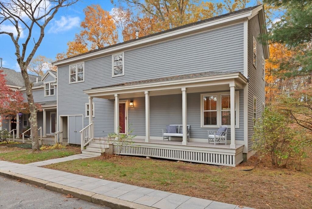 Property Photo:  29 South Commons Road  MA 01773
