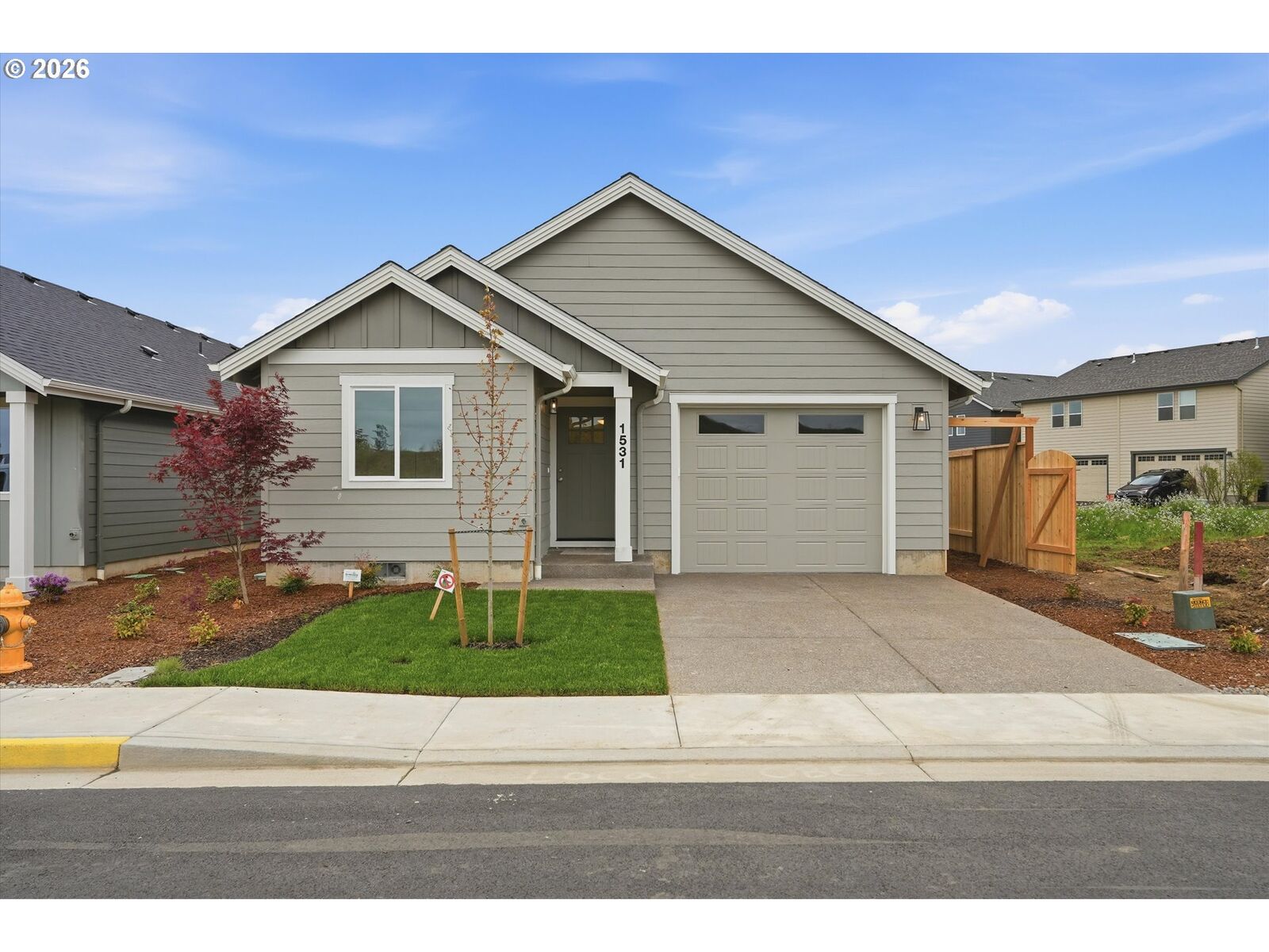 Property Photo:  1531 SE Hankel St  OR 97338 