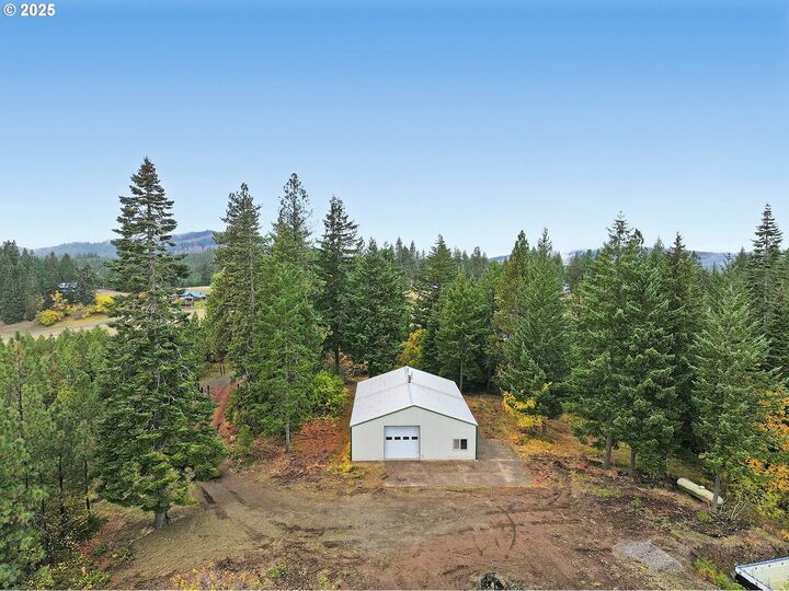 Property Photo:  7 Corey Ln  WA 98672 