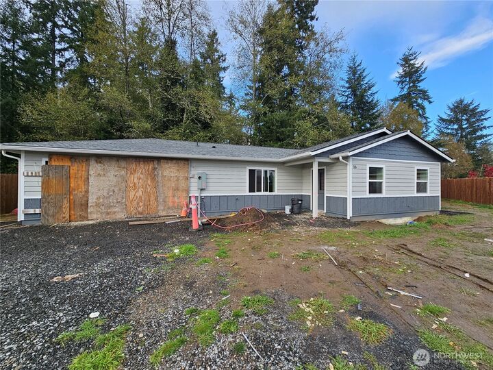 Property Photo:  16  Pebble Creek Court  WA 98541 