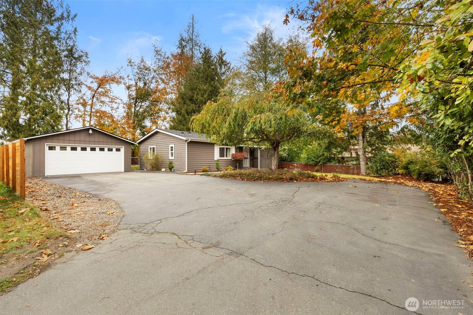 Property Photo:  6717 E Polk Avenue  WA 98366 