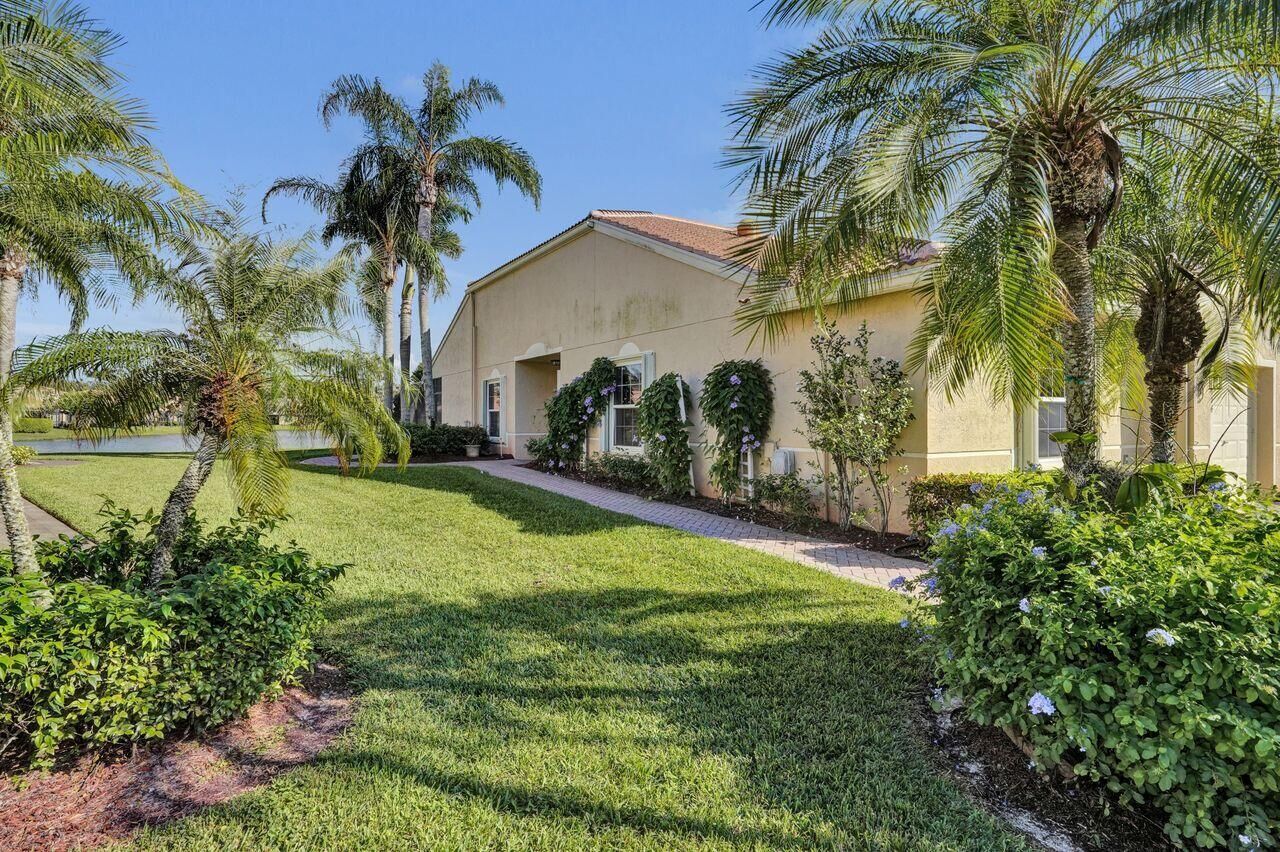 Property Photo:  2084 Stonington Terrace  FL 33411 